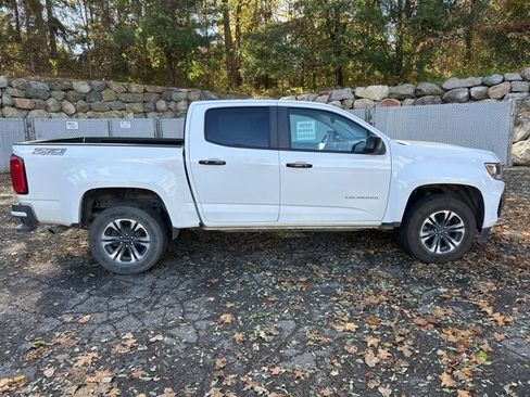 Used 2022 Chevrolet Colorado Z71 image 6