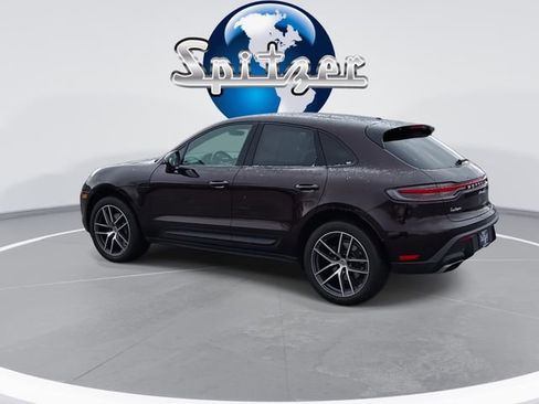 Used 2023 Porsche Macan Base image 7