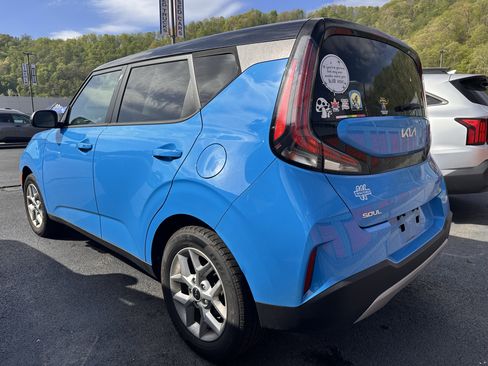 Used 2024 Kia Soul S image 4