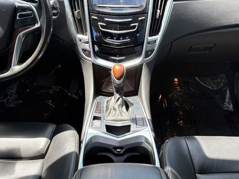 Used 2015 Cadillac SRX Luxury AWD/4WD image 11