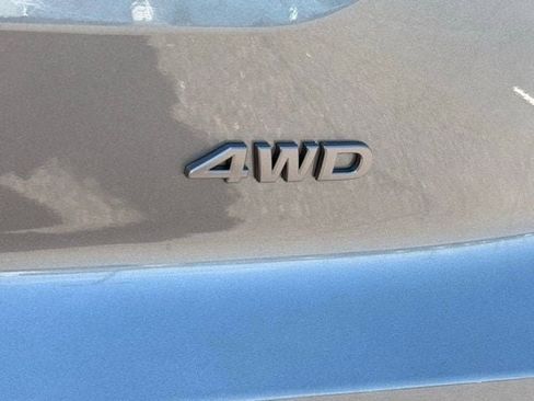 New 2026 Nissan Pathfinder SV image 16