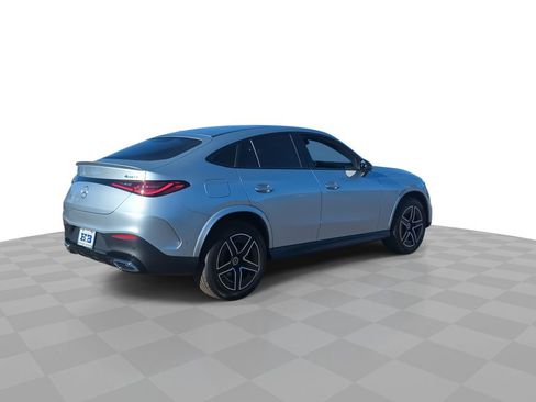 Used 2025 Mercedes-Benz GLC 300 4MATIC image 8