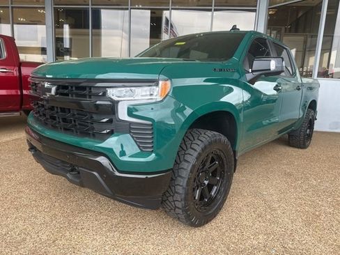 New 2026 Chevrolet Silverado 1500 LT w/ Safety Package AWD/4WD image 7