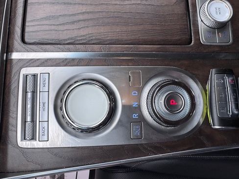 Used 2024 Genesis GV80 2.5T image 19