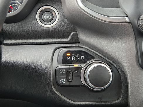 Used 2024 RAM 2500 Big Horn w/ Bed Utility Group image 26