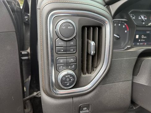 Used 2021 GMC Sierra 1500 AT4 w/ AT4 Preferred Package AWD/4WD image 19