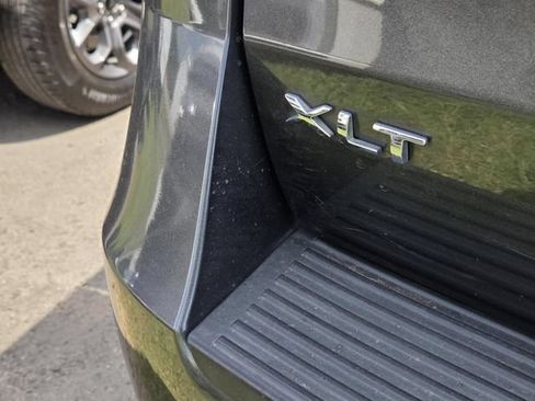 Used 2019 Ford Expedition XLT w/ Equipment Group 202A RWD image 7