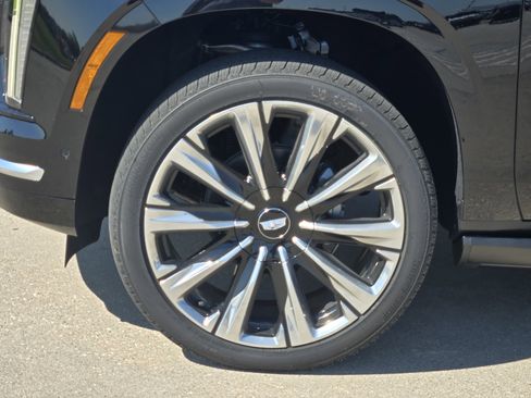 New 2026 Cadillac Escalade Luxury w/ Touring Package image 8