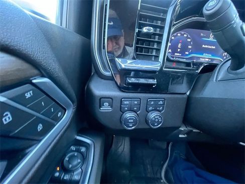 Certified 2025 Chevrolet Silverado 2500 High Country w/ High Country Premium Package image 24