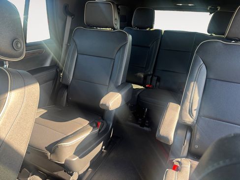 Certified 2025 Chevrolet Tahoe Premier image 13