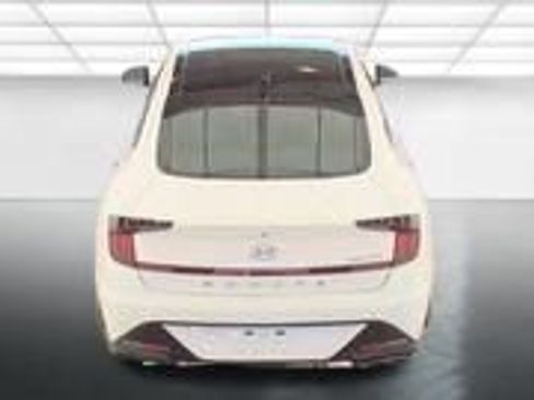 Used 2023 Hyundai Sonata Limited FWD image 6