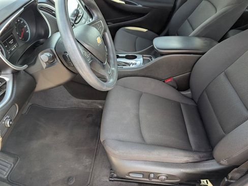 Used 2024 Chevrolet Malibu LS w/ Driver Confidence Package FWD image 8