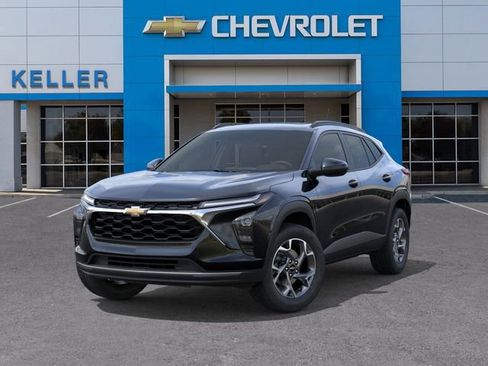 New 2026 Chevrolet Trax LT w/ Sunroof Package image 6