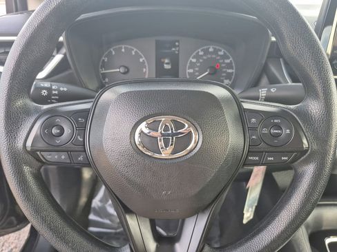 Used 2024 Toyota Corolla LE image 19