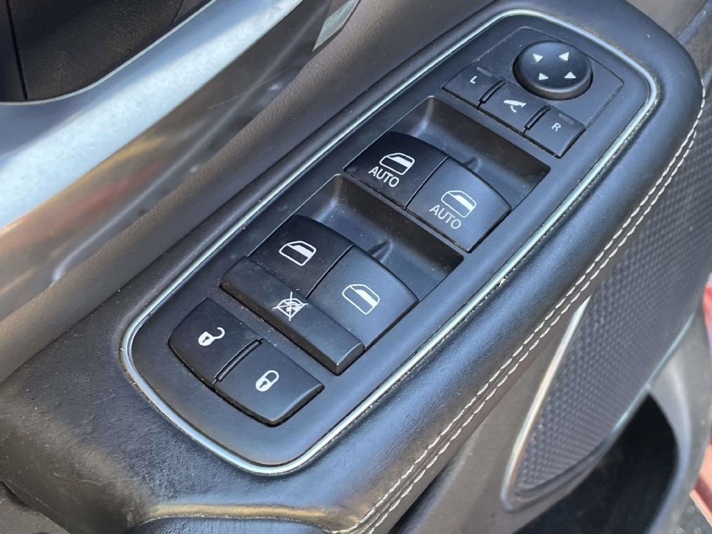 Used 2019 RAM 1500 Limited w/ Body Color Bumper Group AWD/4WD image 21