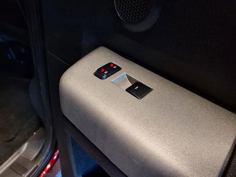 Used 2016 Ford F350 Lariat w/ Lariat Interior Package image 10