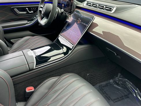 Used 2024 Mercedes-Benz S 63 AMG S image 33