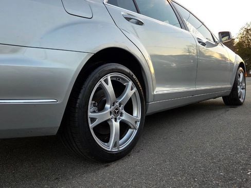 Used 2013 Mercedes-Benz S 550 4MATIC image 18