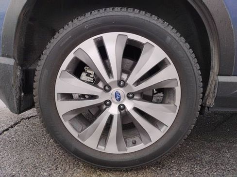 Used 2019 Subaru Ascent Touring w/ Popular Package #2 image 12