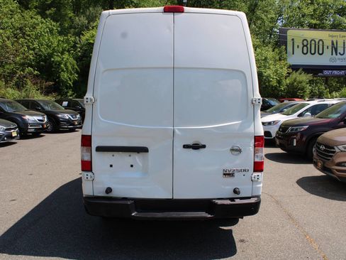 Used 2020 Nissan NV 2500 SV RWD image 7