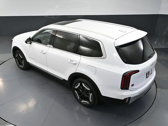 Used 2024 Kia Telluride EX w/ EX Captain's Chair Package AWD/4WD image 60