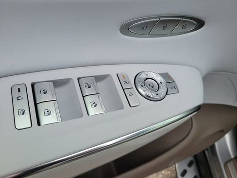 New 2026 Genesis GV70 2.5T Advanced image 16