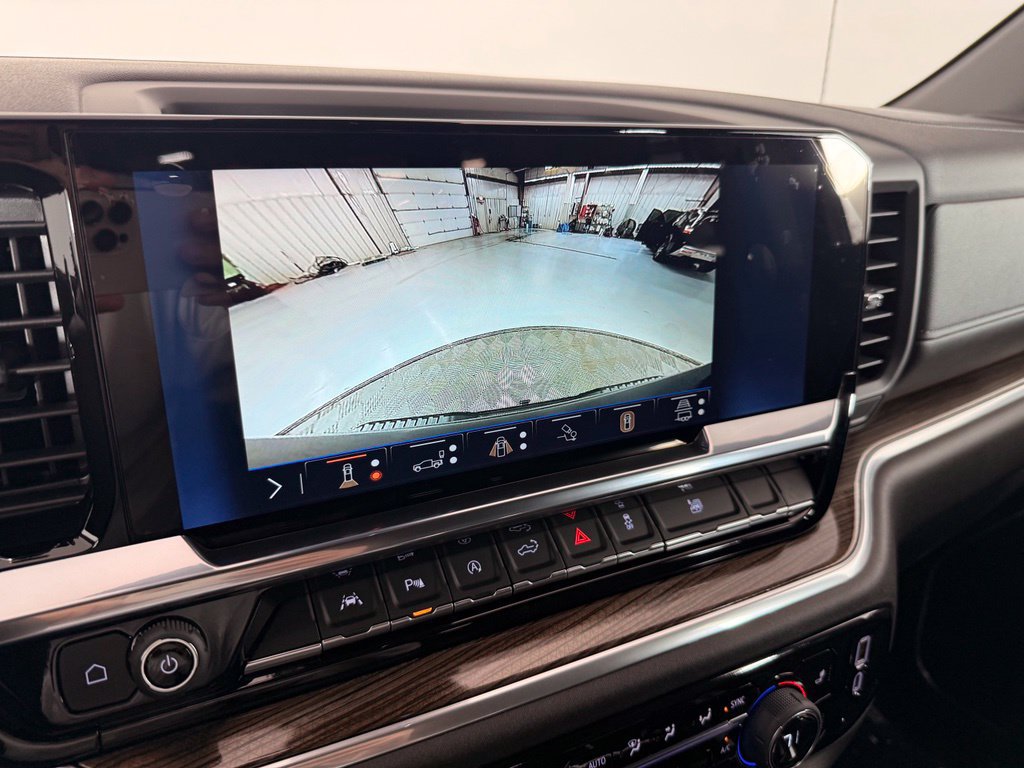 New 2026 Chevrolet Silverado 1500 RST w/ Redline Edition AWD/4WD image 39