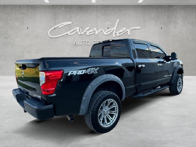 Used 2018 Nissan Titan PRO-4X w/ Pro-4x Convenience Package AWD/4WD image 16