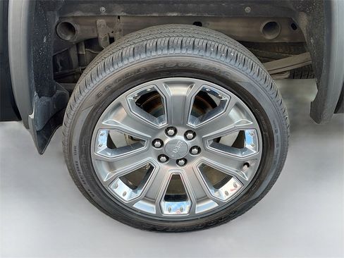 Used 2017 GMC Sierra 1500 Denali w/ Denali Ultimate Package image 32