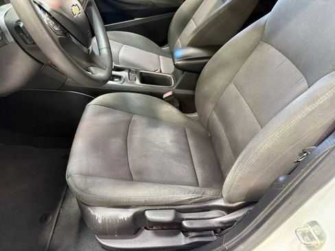 Used 2017 Chevrolet Cruze LT w/ RS Package image 24