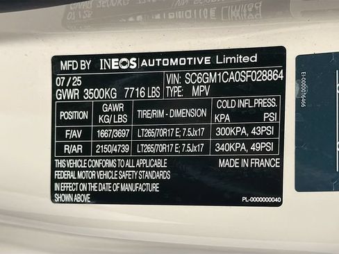 Used 2025 INEOS Grenadier Station Wagon AWD/4WD image 26