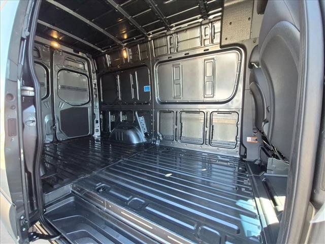 New 2026 Mercedes-Benz Sprinter 2500 image 15