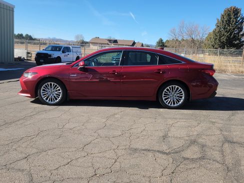 Used 2020 Toyota Avalon Limited w/ Advanced Safety Package image 6