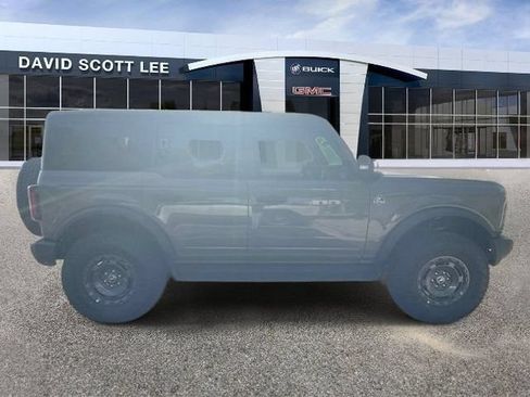 Used 2025 Ford Bronco Outer Banks AWD/4WD image 4