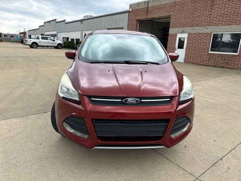 Used 2014 Ford Escape SE image 2