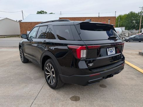 New 2026 Ford Explorer ST-Line AWD/4WD image 8