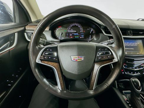 Used 2018 Cadillac XTS Luxury image 11