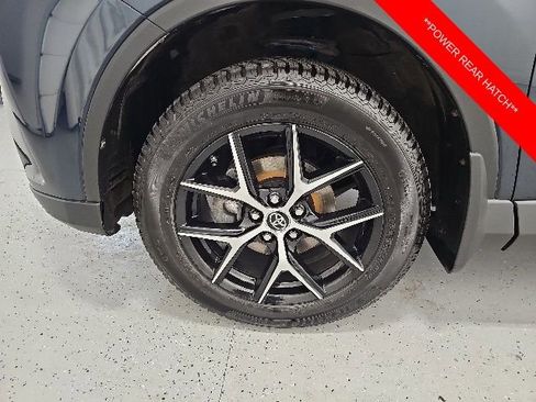 Used 2017 Toyota RAV4 SE AWD/4WD image 9