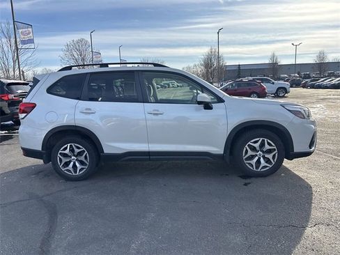 Used 2021 Subaru Forester Premium w/ Popular Package #1 image 12