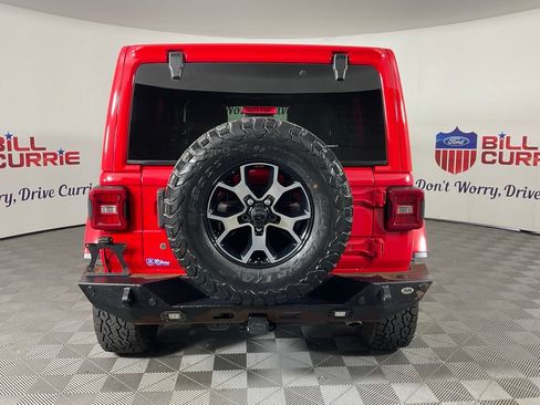 Used 2018 Jeep Wrangler Unlimited Rubicon AWD/4WD image 4