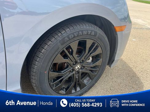 Used 2025 Honda Odyssey Sport-L image 12