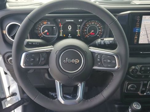 New 2025 Jeep Wrangler Sahara image 25