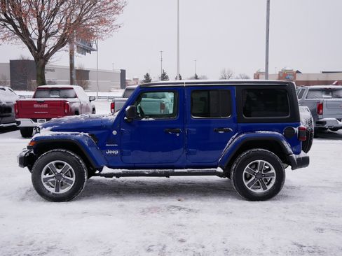 Used 2020 Jeep Wrangler Unlimited Sahara image 6