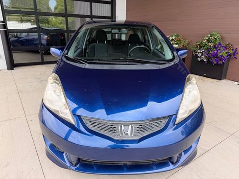 Used 2011 Honda Fit Sport image 2