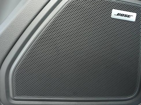 New 2025 Porsche Macan image 31