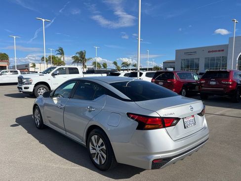 Used 2021 Nissan Altima 2.5 S w/ Driver Assist Package FWD image 6