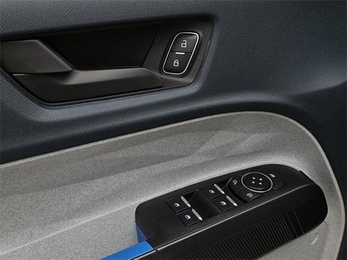 New 2025 Ford Maverick XLT w/ XLT Luxury Package image 23