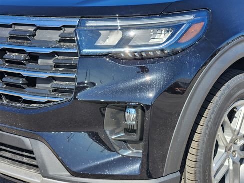 New 2026 Ford Explorer Active w/ Active Comfort Package RWD image 6