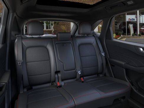 New 2025 Ford Escape ST-Line w/ Tech Pack #1 AWD/4WD image 11