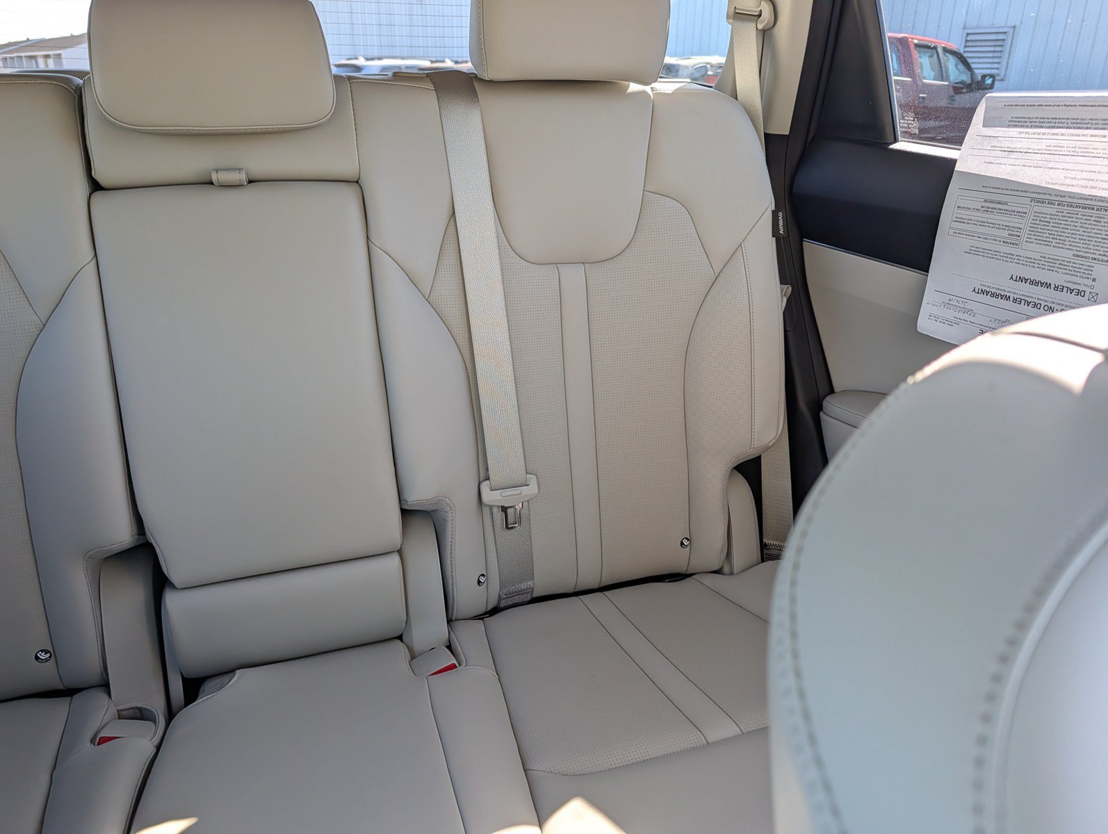 Used 2024 Kia Sorento S w/ Panoramic Sunroof Package AWD/4WD image 14
